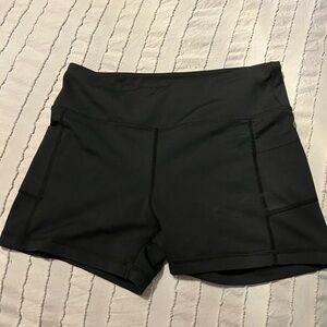 Medium zyia shorts